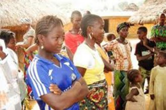 Côte d'Ivoire : De retour après les attaques à  Bloléquin, les déplacés dorment à  la belle étoile !